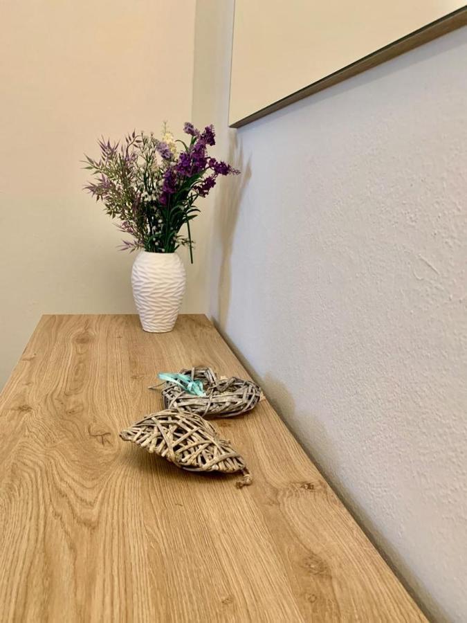 Apartment Sweet Harmony *